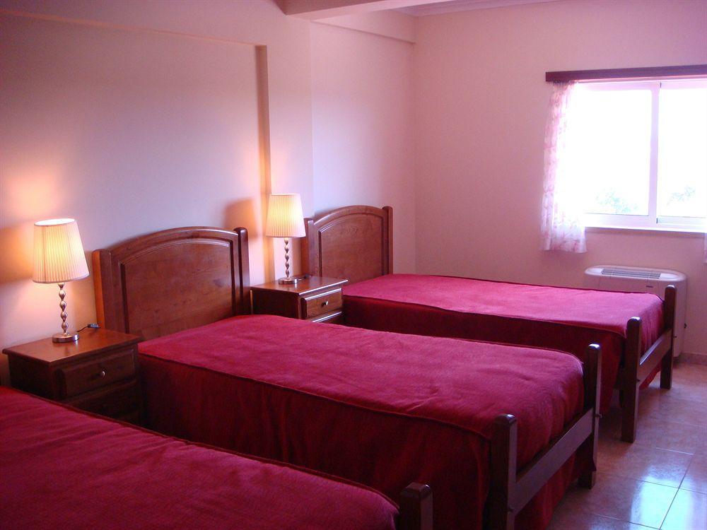 Hôtel Residencia Santa Marta à Tomar Extérieur photo