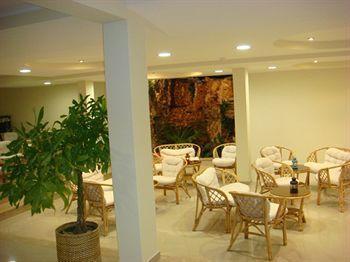 Hôtel Residencia Santa Marta à Tomar Extérieur photo